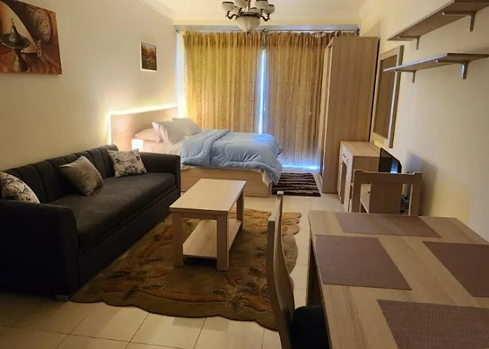 Studil For Rent Old Sheraton 205 *